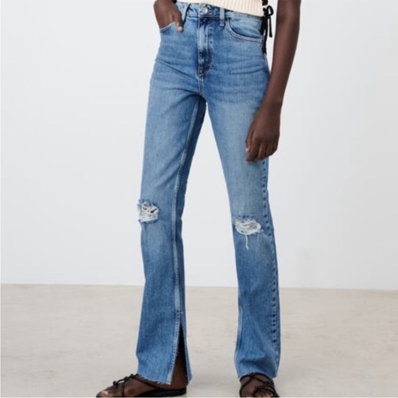 Zara High Rise Blue Flare Wide Leg Jeans Distressed Denim Split Hem Women’s 6 - Picture 1 of 6